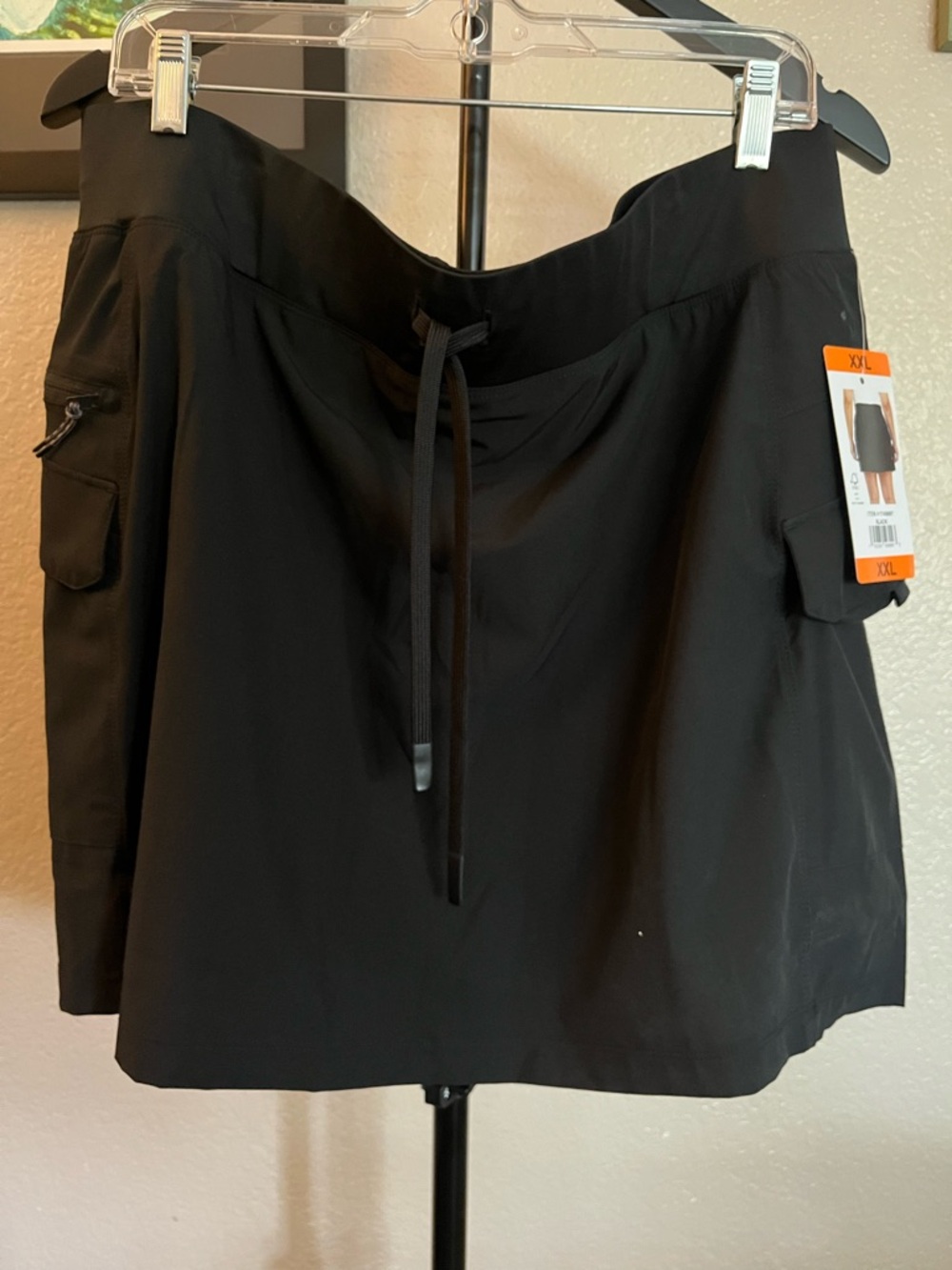 Black Activewear Skort with Utility Pockets